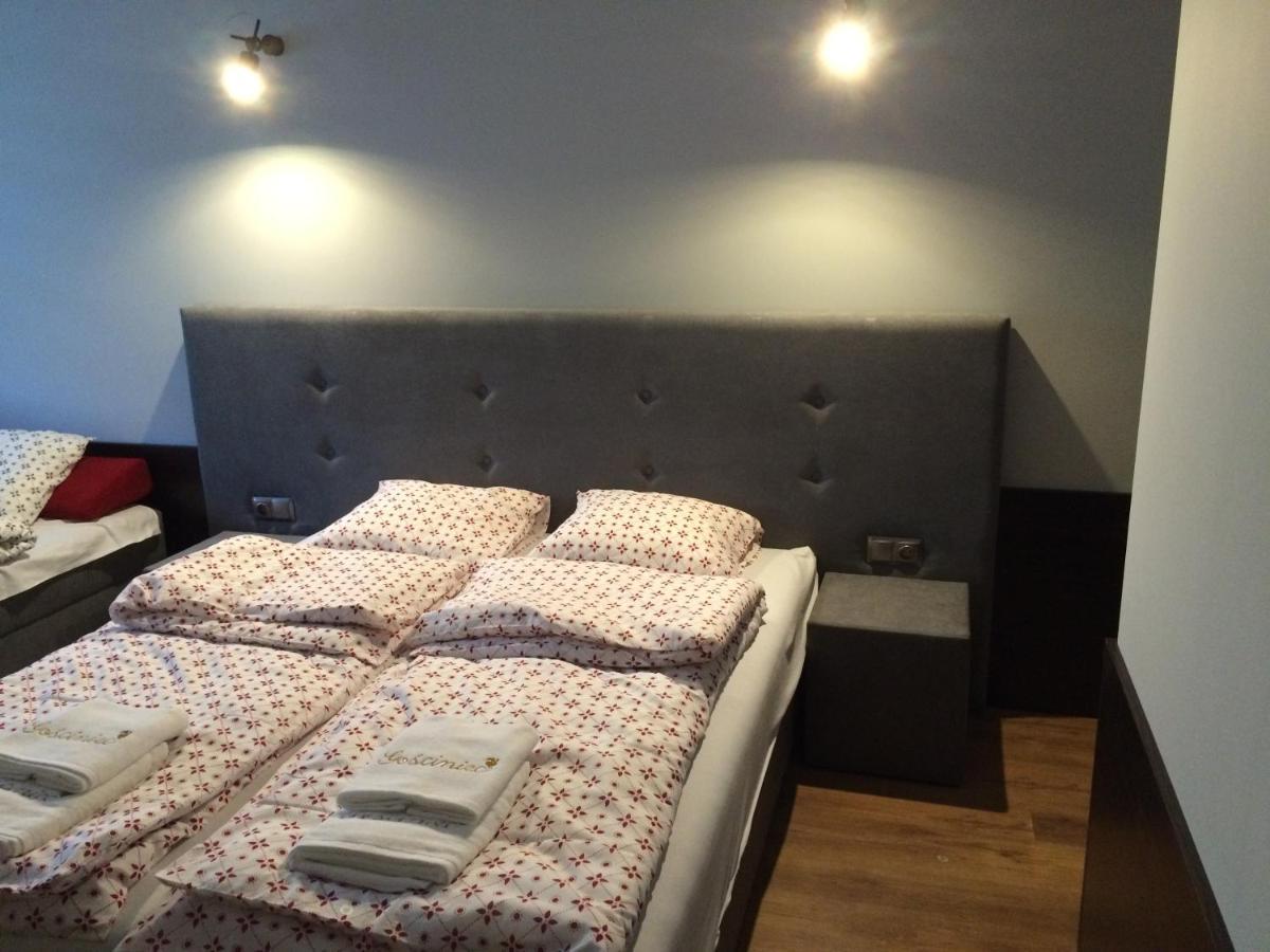 Gosciniec Krepa Hotel Lipsko ภายนอก รูปภาพ